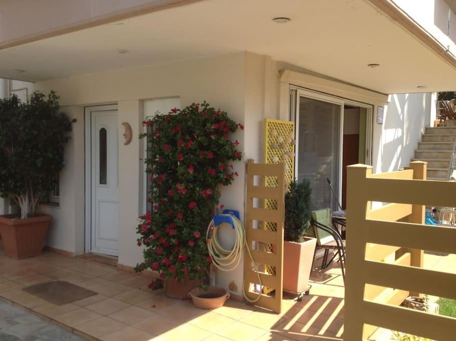 Ησυχες Διακοπες Villa Kalamata Exterior foto