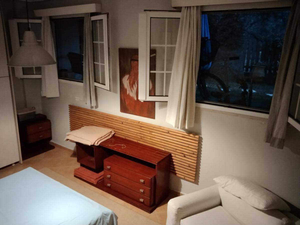 Ησυχες Διακοπες Villa Kalamata Exterior foto