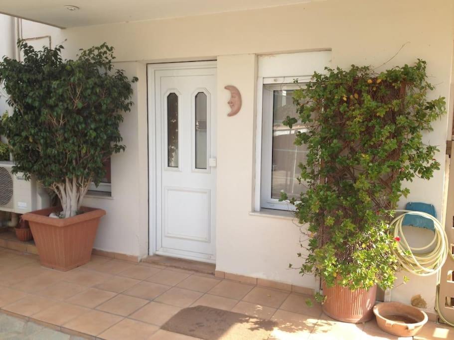 Ησυχες Διακοπες Villa Kalamata Exterior foto